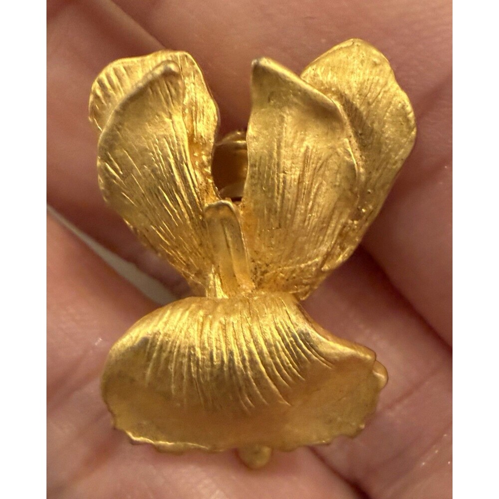 RARE/small Vintage KENZO Orchid Flower Pin Gold Tone Textured Brooch